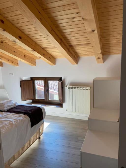 Apartamentos Rurales La Plaza 2 杜鲁埃洛德拉谢拉 外观 照片