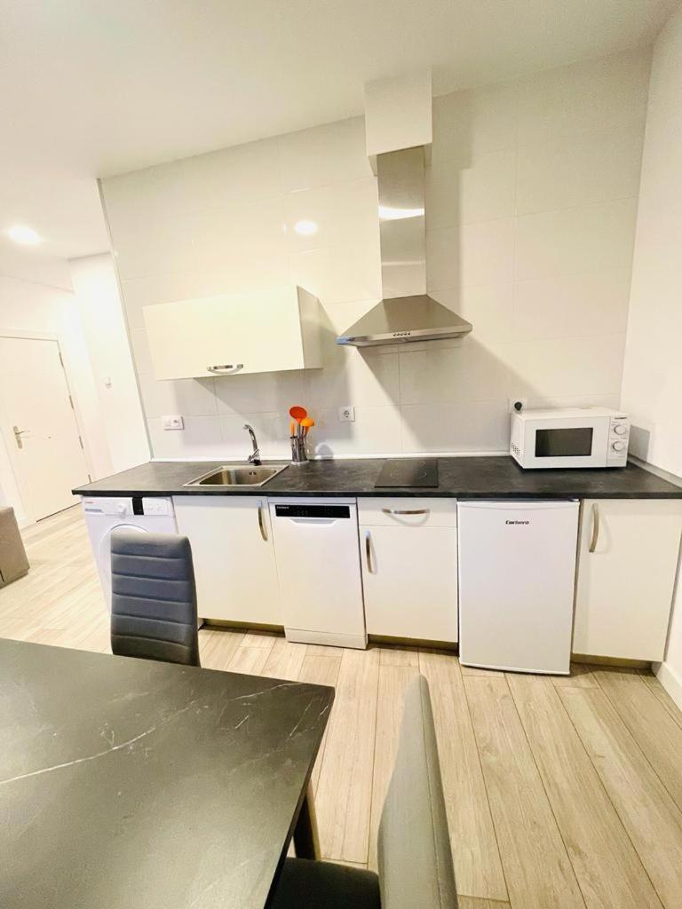 Apartamentos Rurales La Plaza 2 杜鲁埃洛德拉谢拉 外观 照片