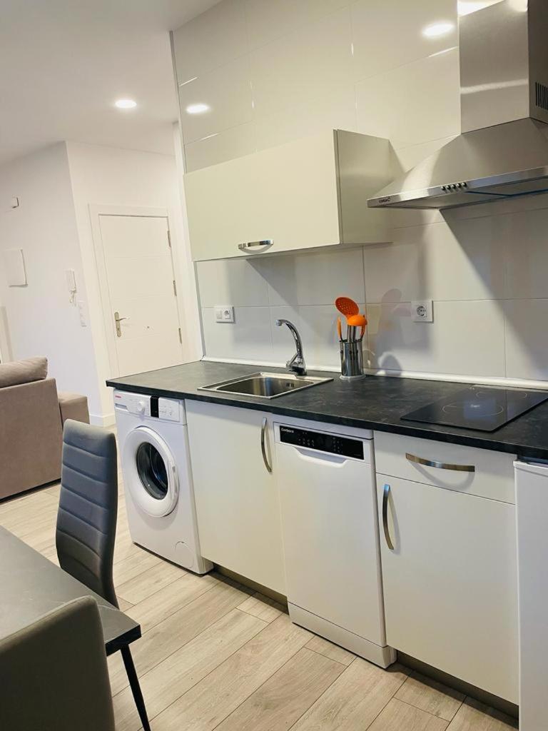 Apartamentos Rurales La Plaza 2 杜鲁埃洛德拉谢拉 外观 照片